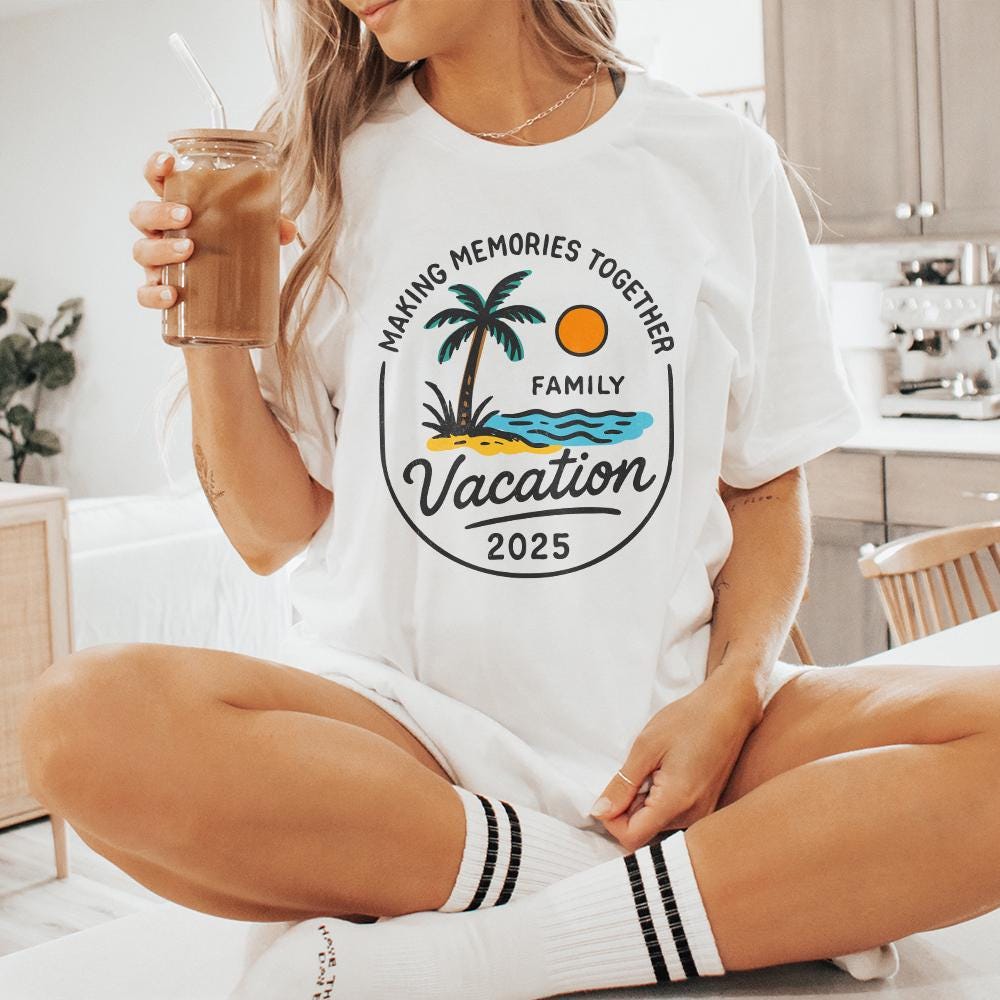 Family Vacation 2025 png, Cruise Ship Saying - 300 DPI Design for T-Shirt