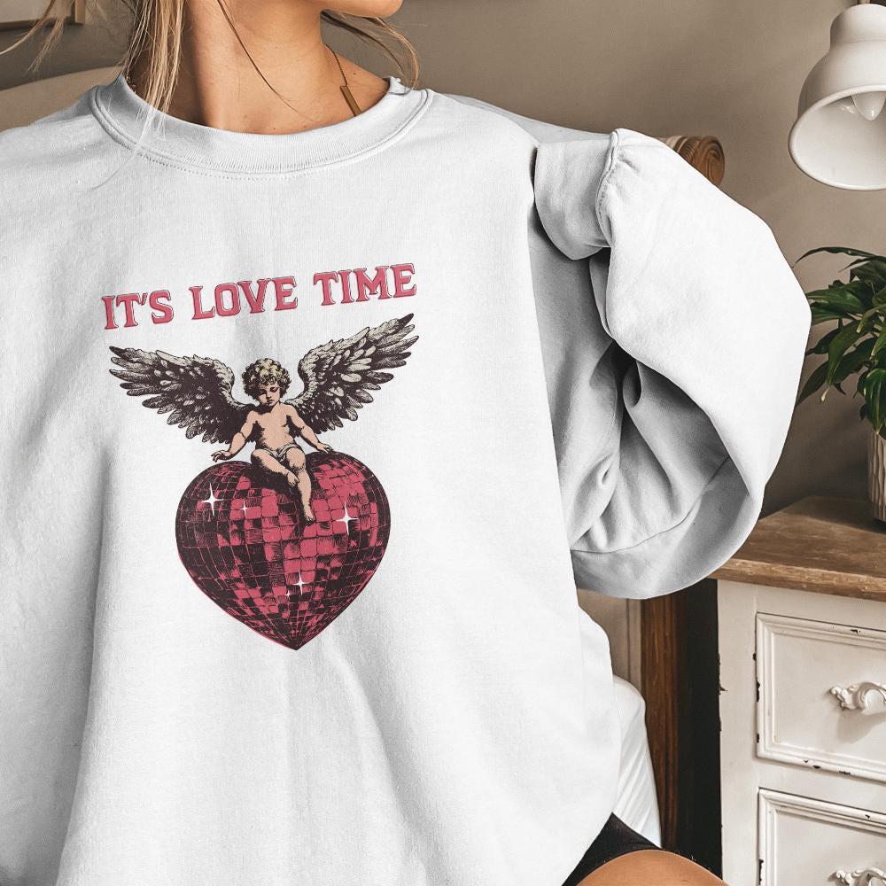 It's Love Time png, Valentine's Day Png - 300 DPI Design for T-Shirt