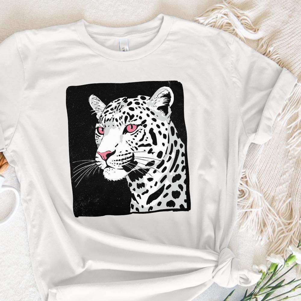 Artistic Leopard PNG, Leopard with Pink Eyes Clipart - 300 DPI Design for