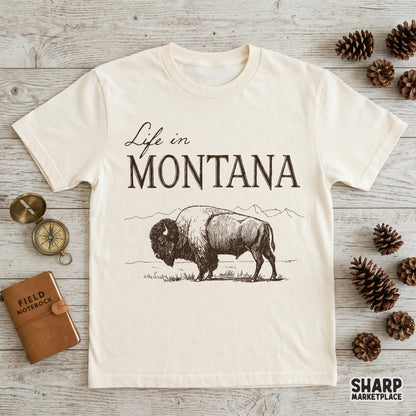 Vintage bison graphic in a western retro nature lover style for shirt sublimation