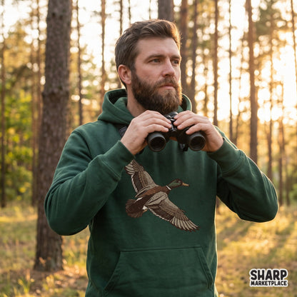 Detailed illustration of a flying mallard duck, ideal for retro duck hunting t-shirt sublimation PNG designs