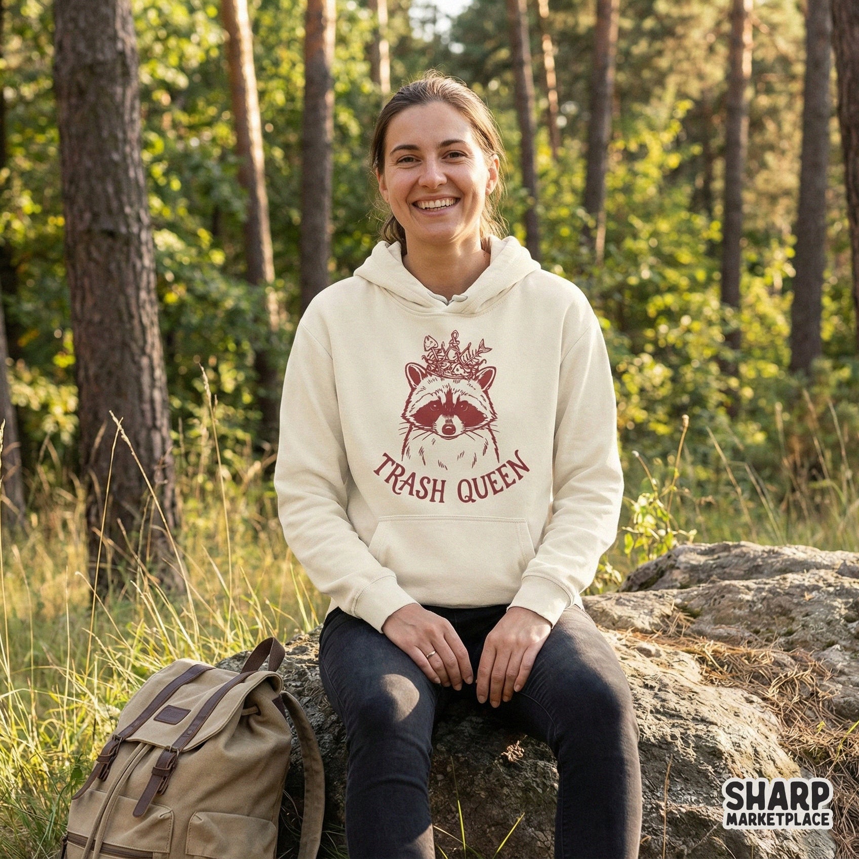 Trash Queen Raccoon PNG, Funny Animal Crown Design - 300 DPI Design for