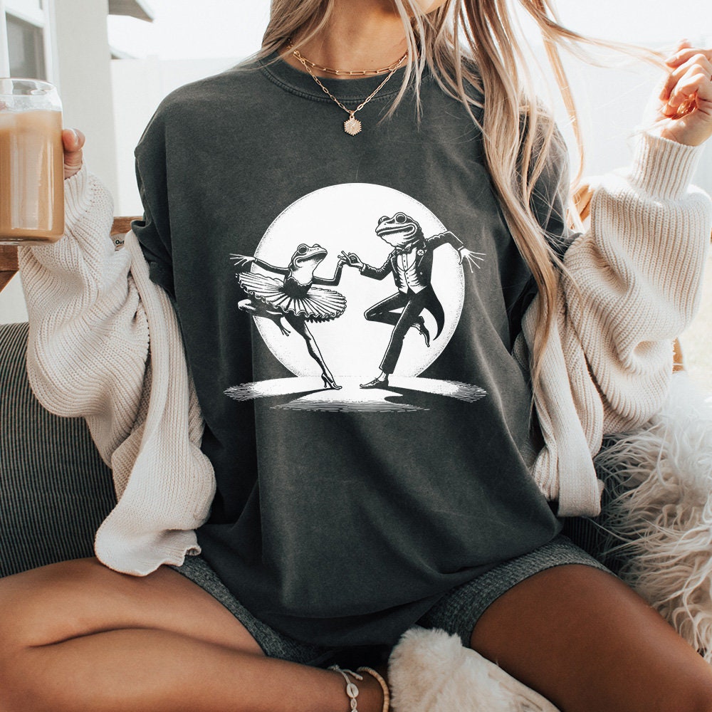 Funny Dancing Frog PNG, Clipart - 300 DPI Design for T-Shirt