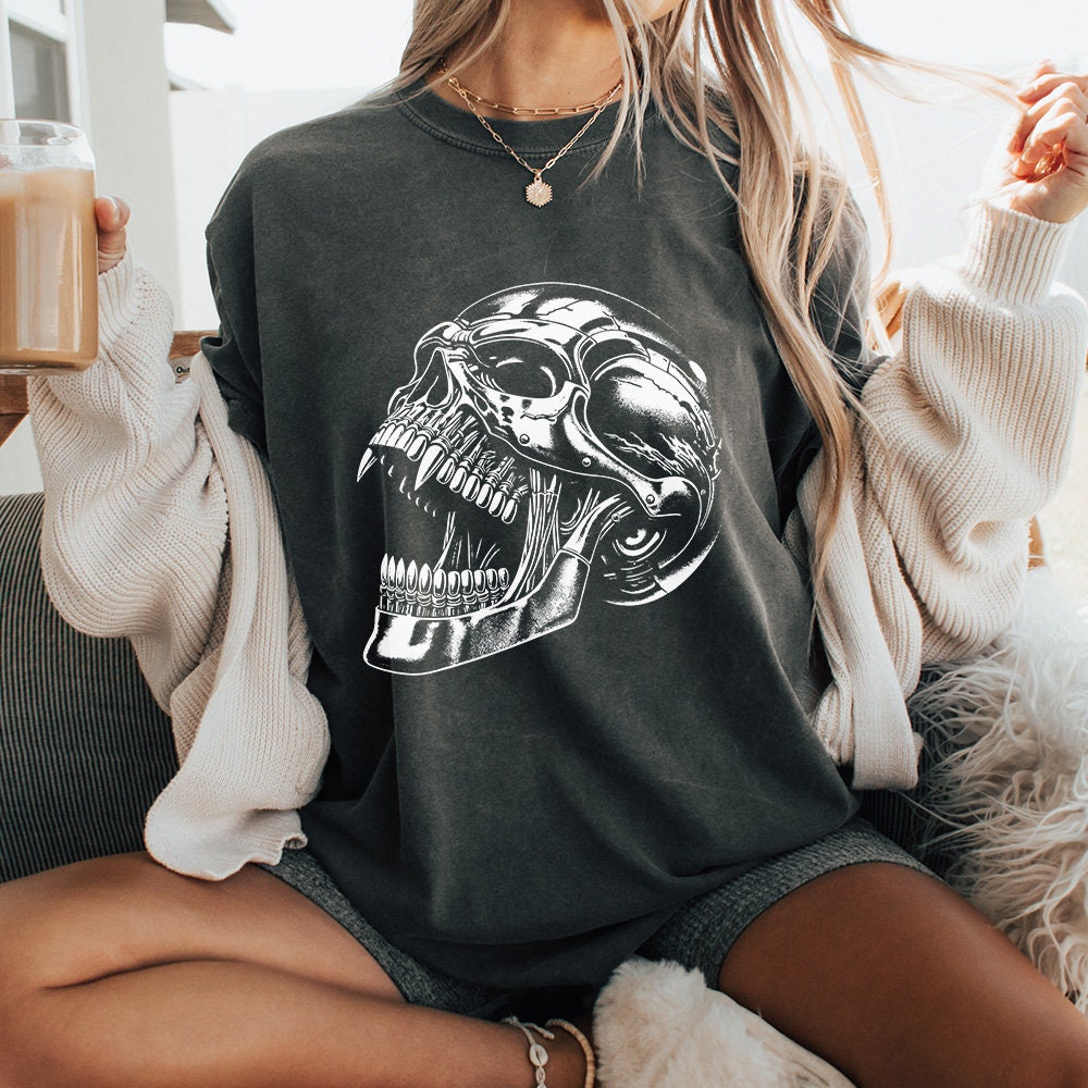 Gothic Mechanical Skull PNG, Cyberpunk Skull Art - 300 DPI Design for