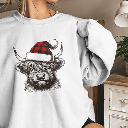 Highland Cow Christmas png, Christmas Cow png - 300 DPI Design for T-Shirt