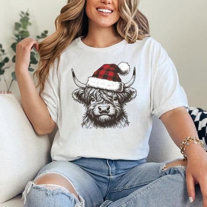 Highland Cow Christmas png, Christmas Cow png - 300 DPI Design for T-Shirt