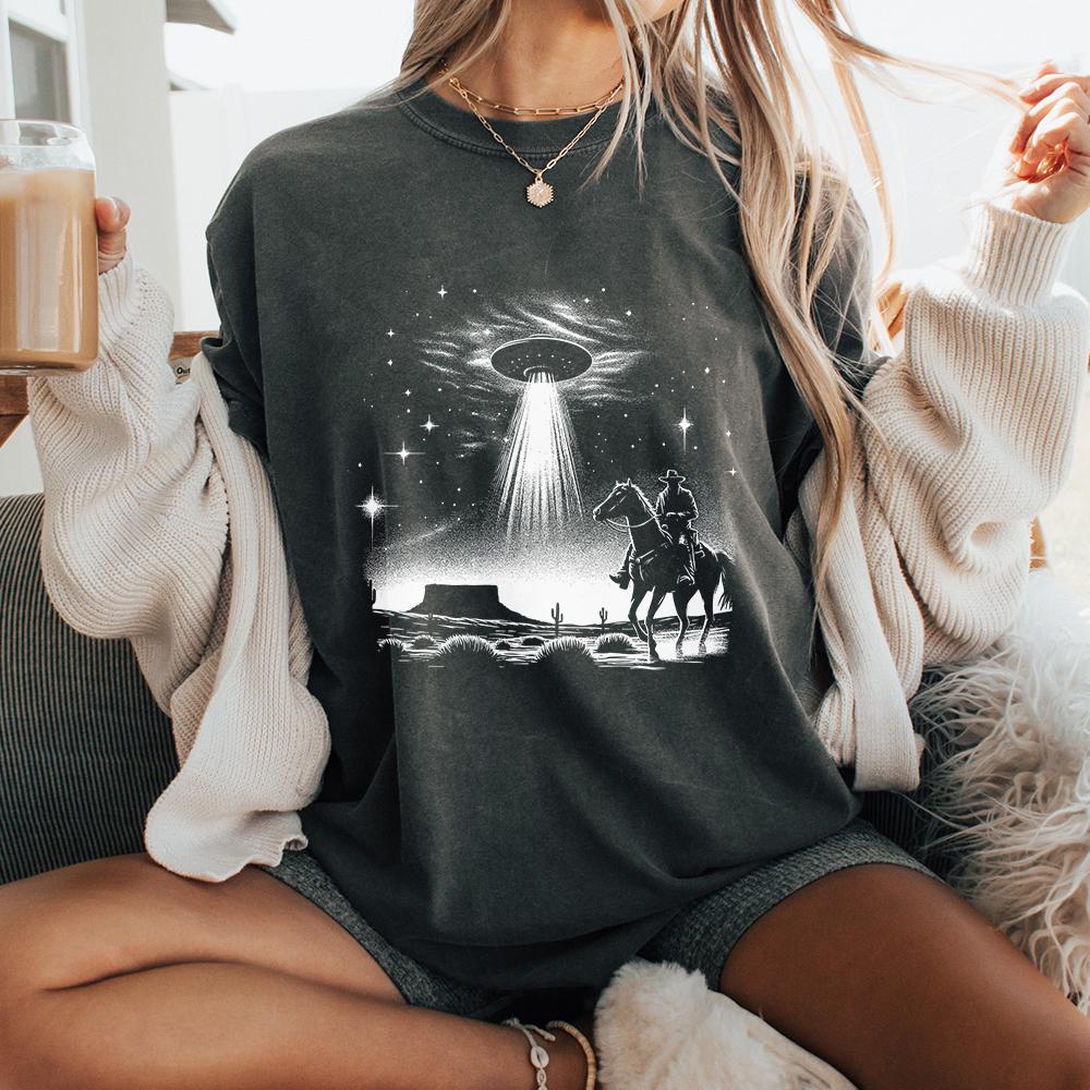 Cowboy UFO PNG, Retro Alien Spaceship - 300 DPI Design for T-Shirt