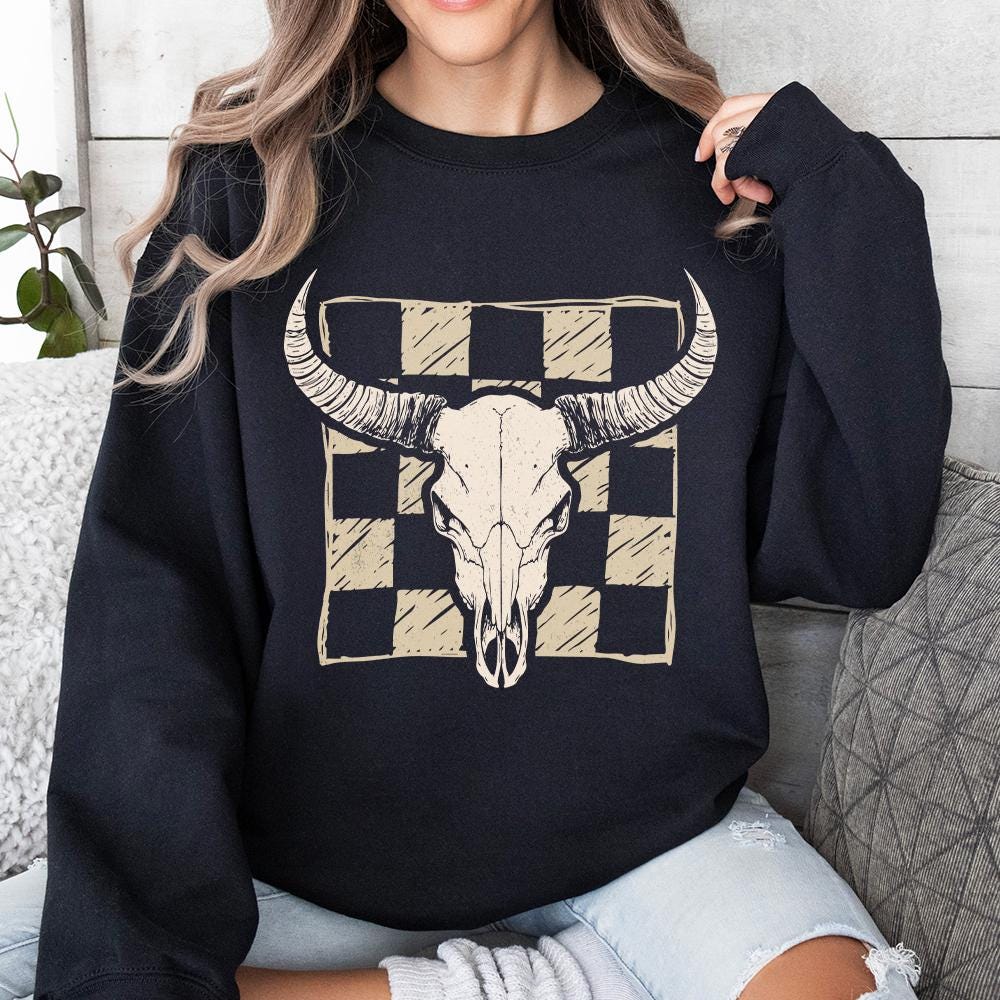 Checkered Bull Skull PNG, Longhorn Skull png - 300 DPI Design for T-Shirt