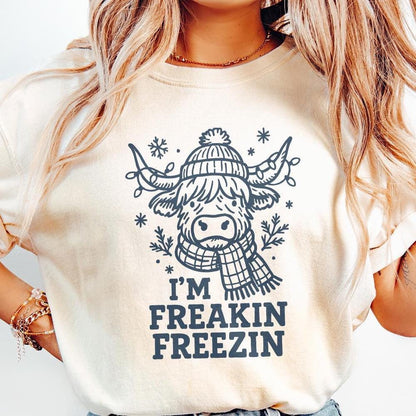 I'm Freakin Freezin PNG, Funny Winter Highland Cow Shirt - 300 DPI Design