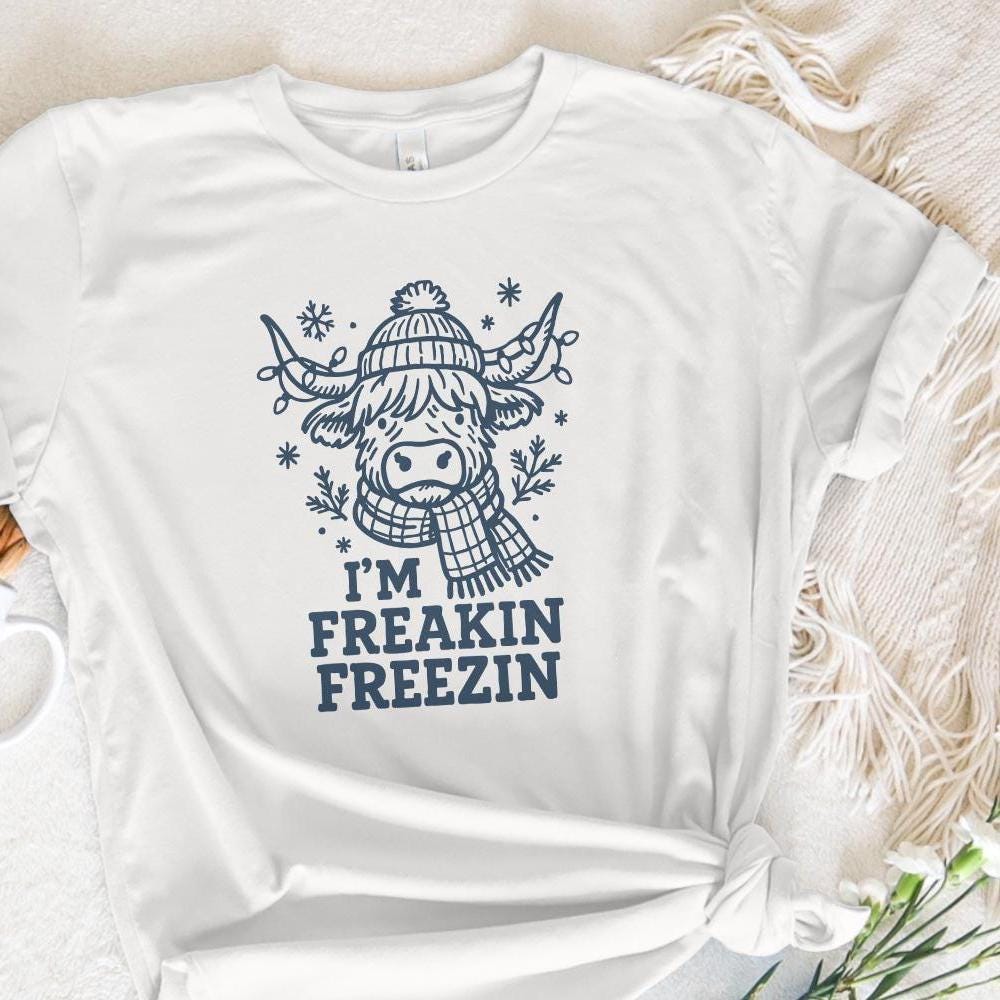 I'm Freakin Freezin PNG, Funny Winter Highland Cow Shirt - 300 DPI Design