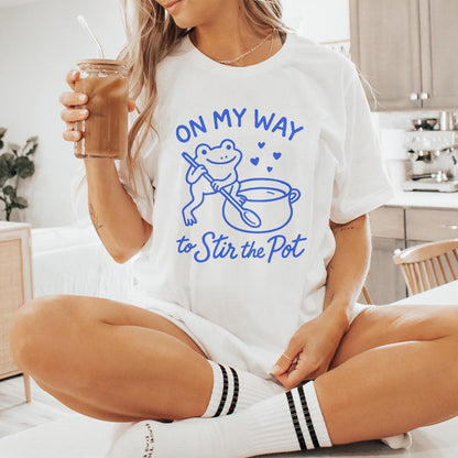 On My Way To Stir The Pot PNG, Funny Frog Digital Download - 300 DPI