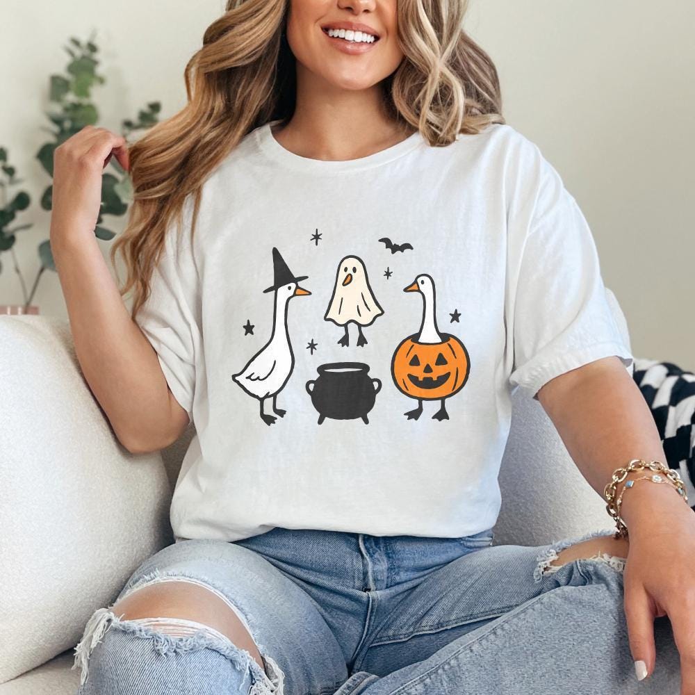 Halloween Goose PNG, Witch Goose - 300 DPI Design for T-Shirt