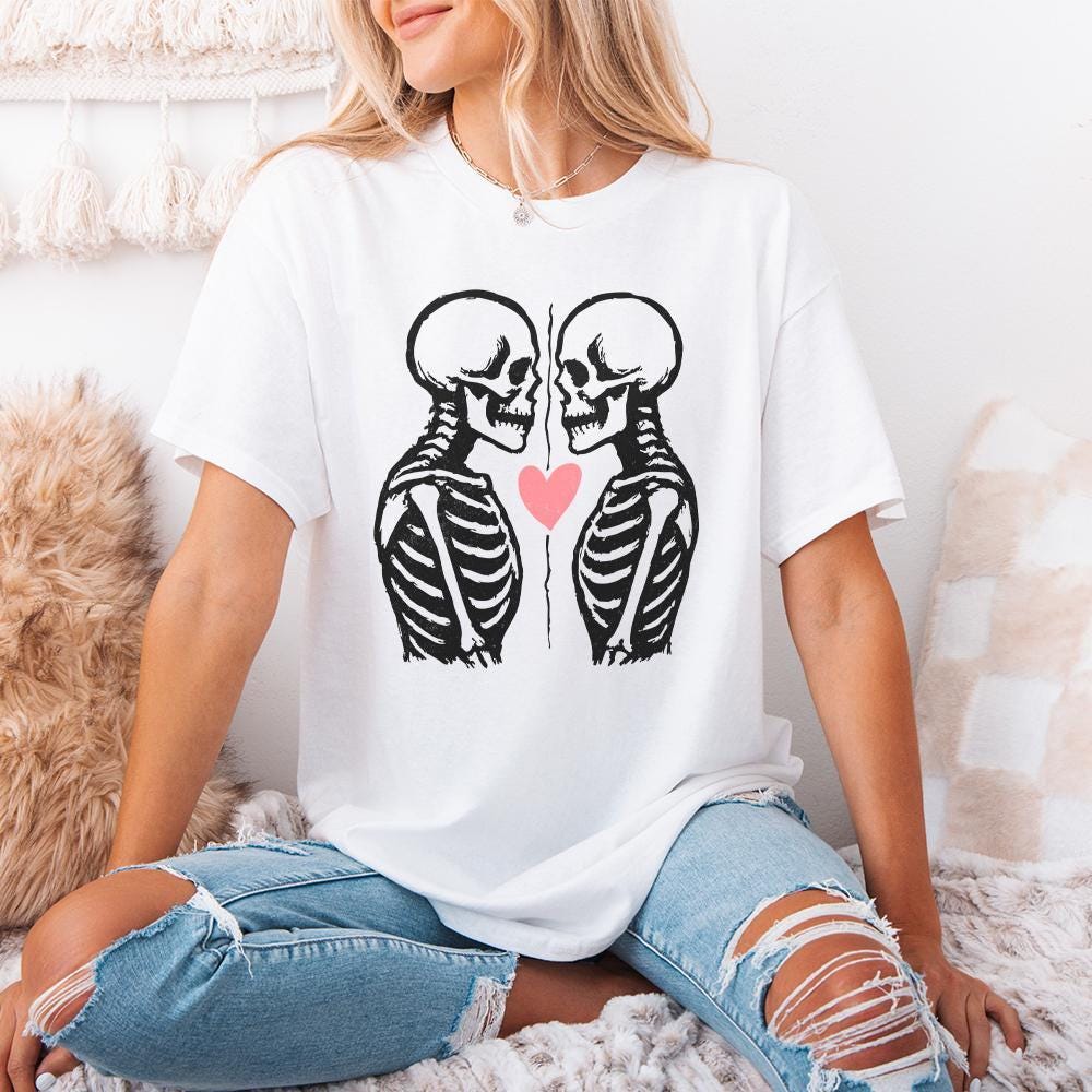 Skeleton Lovers PNG, Valentine Skeleton Art - 300 DPI Design for T-Shirt