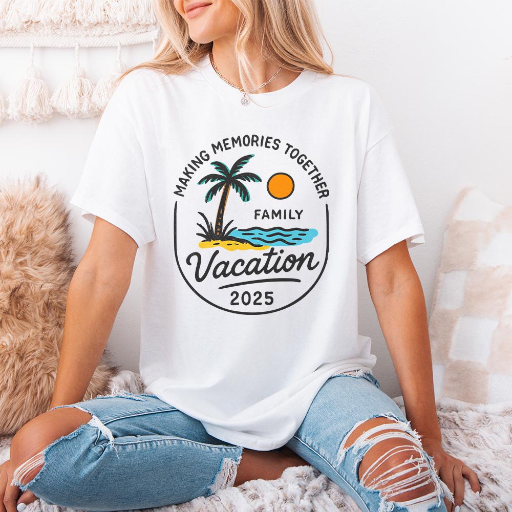 Family Vacation 2025 png, Cruise Ship Saying - 300 DPI Design for T-Shirt