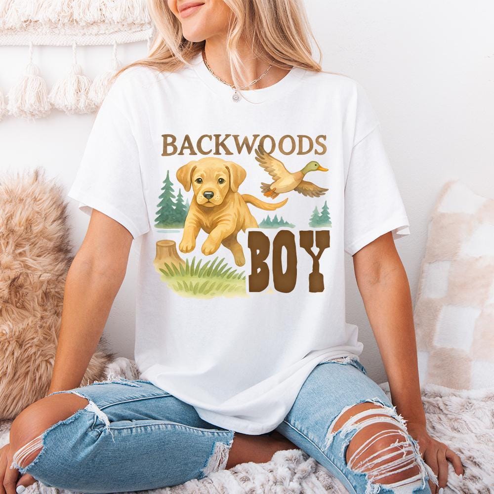 Backwoods png, brown Labrador hunting dog png - 300 DPI Design for T-Shirt