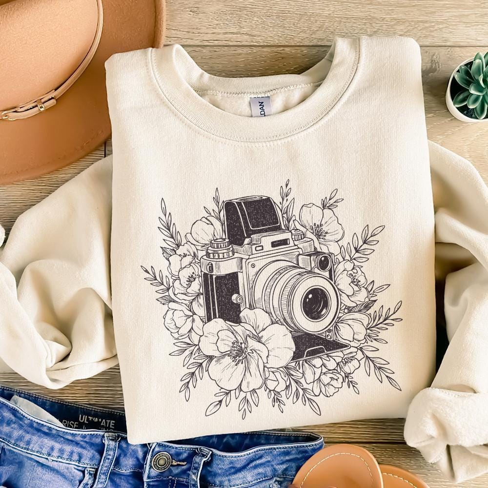 Vintage Retro Camera Png, Boho Sublimation - 300 DPI Design for T-Shirt