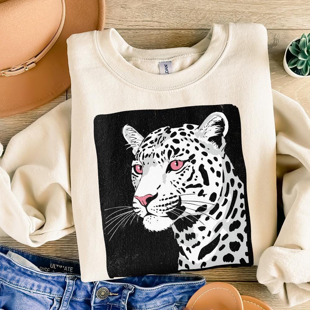 Artistic Leopard PNG, Leopard with Pink Eyes Clipart - 300 DPI Design for