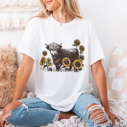 Highland Cow PNG Sunflowers Clipart, Farm Animal Sublimation Design - 300