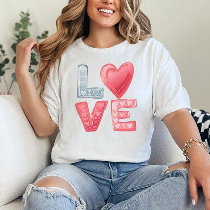 Retro Love Heart PNG, Groovy Valentine png - 300 DPI Design for T-Shirt