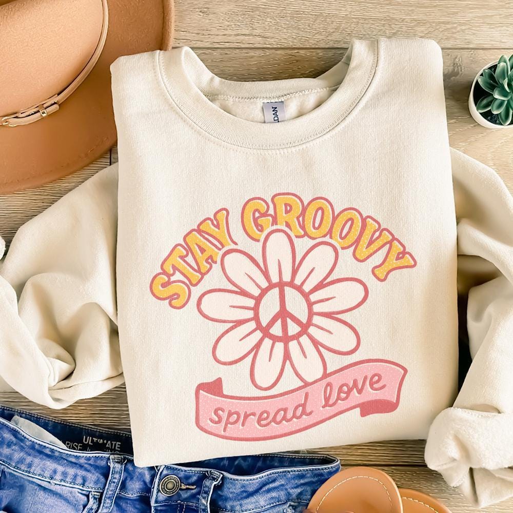 Stay Groovy Spread Love PNG, Retro Daisy Peace Sign PNG - 300 DPI Design