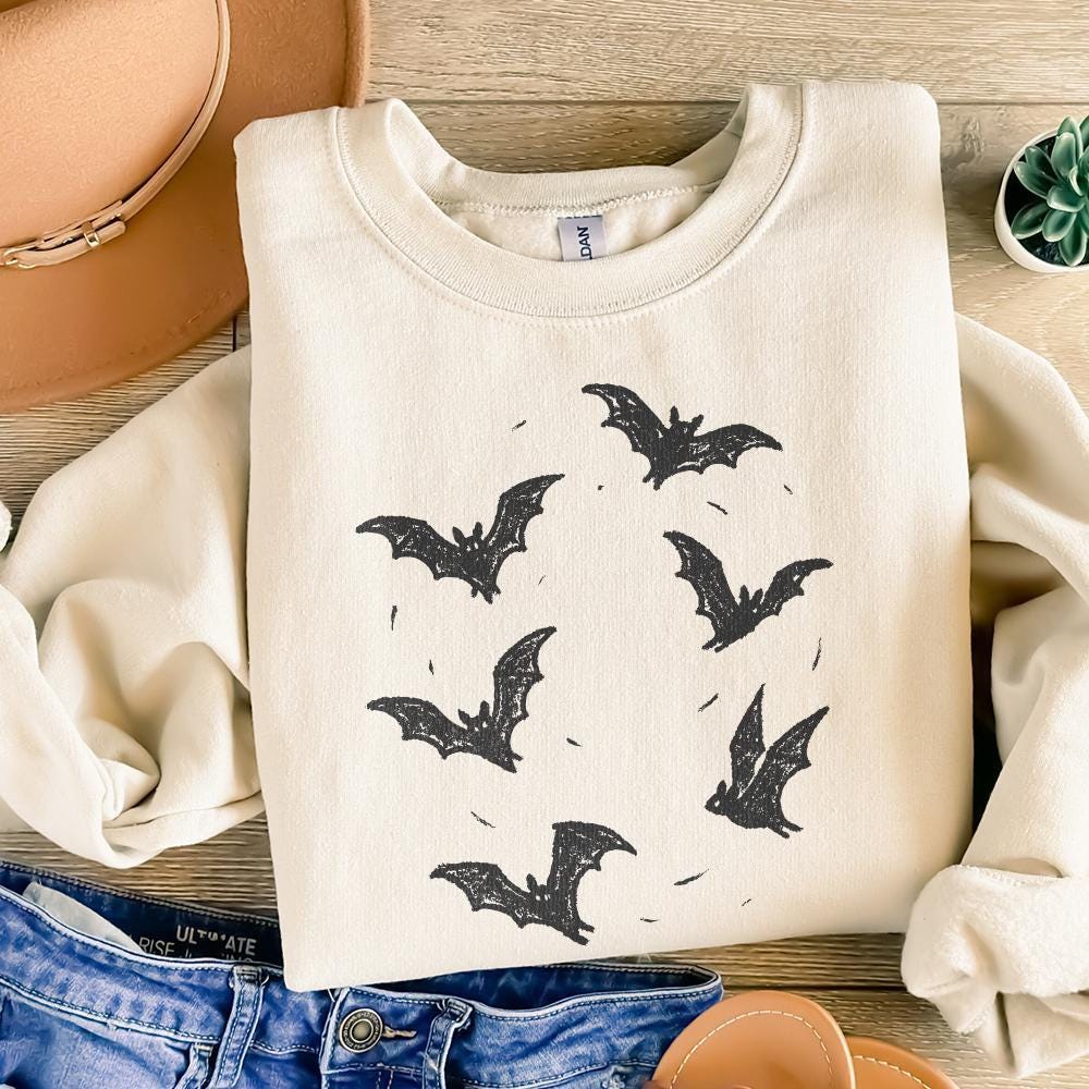 Minimal Flying Bats PNG, Spooky Halloween Bat Clipart - 300 DPI Design