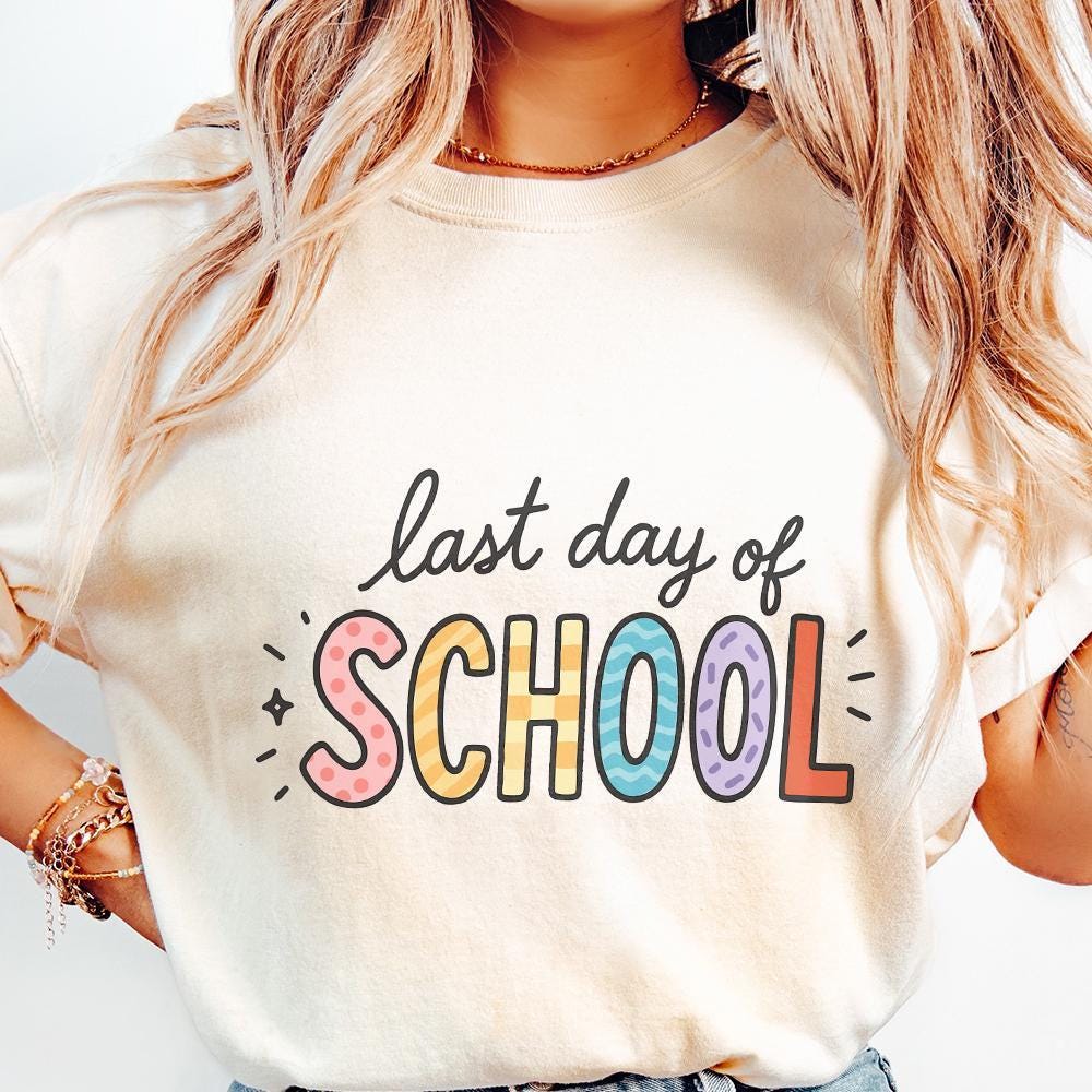 Coquette Last Day of School PNG, Teacher Appreciation - 300 DPI Design