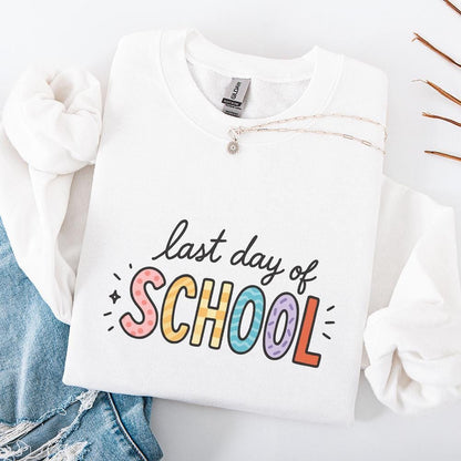 Coquette Last Day of School PNG, Teacher Appreciation - 300 DPI Design