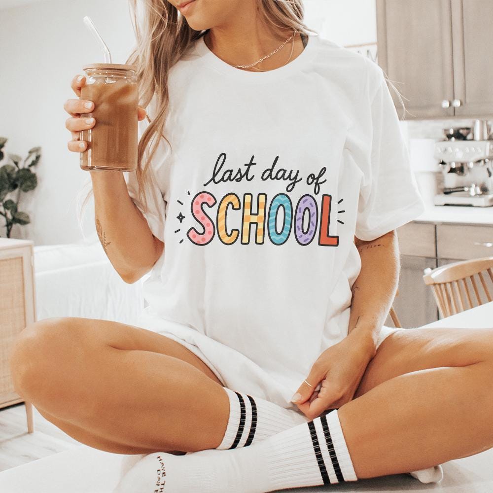 Coquette Last Day of School PNG, Teacher Appreciation - 300 DPI Design