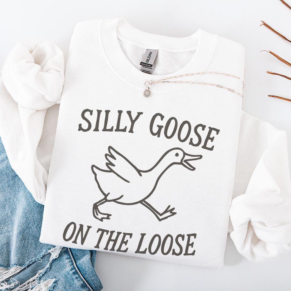 Silly Goose Club png, Goose on the Loose - 300 DPI Design for T-Shirt