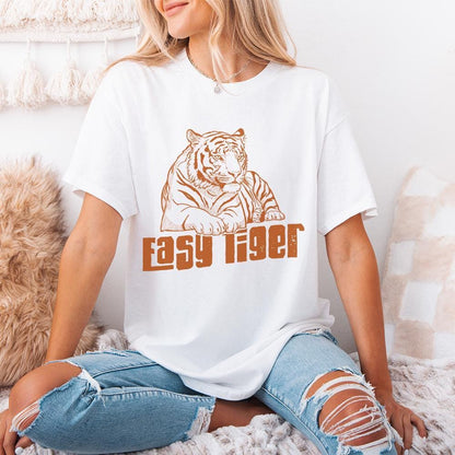 Retro Tiger Design, Trendy PNG - 300 DPI Design for T-Shirt