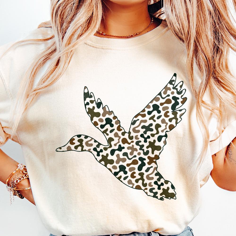 Camo Flying Mallard Duck png, Duck Hunting Sublimation - 300 DPI Design