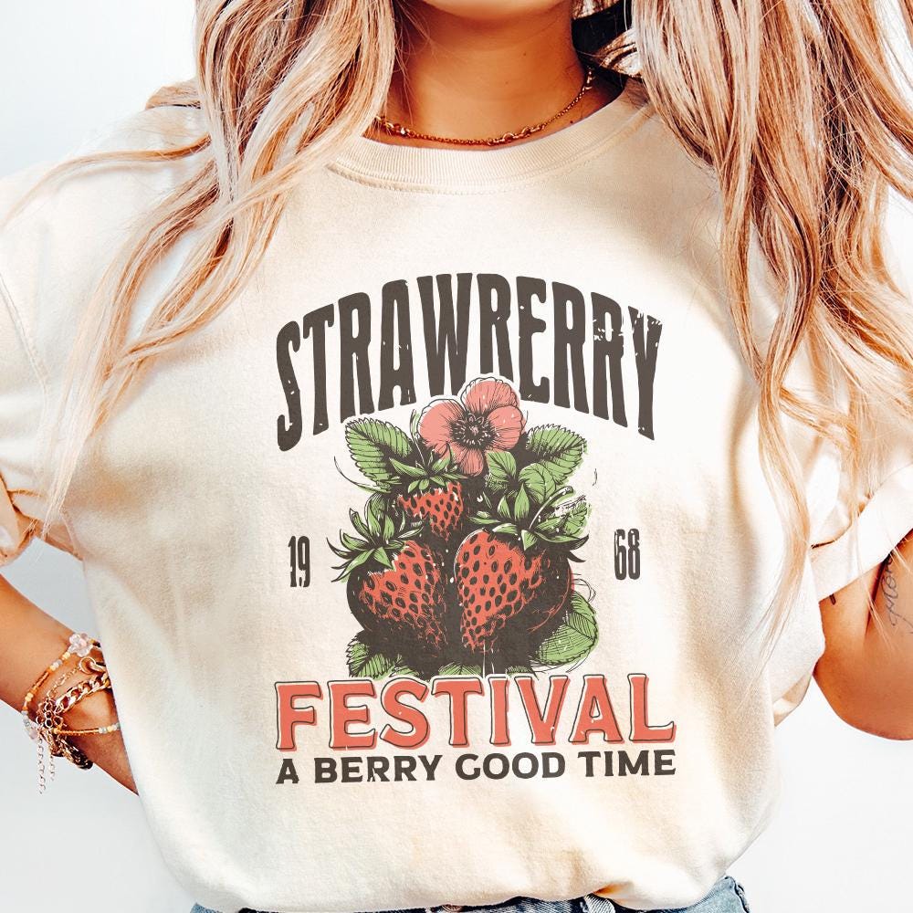 Retro Strawberry PNG, Strawberry Sublimation - 300 DPI Design for T-Shirt