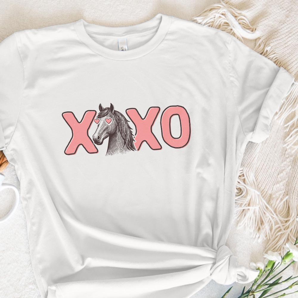 Hand-drawn equine illustration with pink heart eyes and XOXO lettering, ideal for Valentine's Day craft projects.