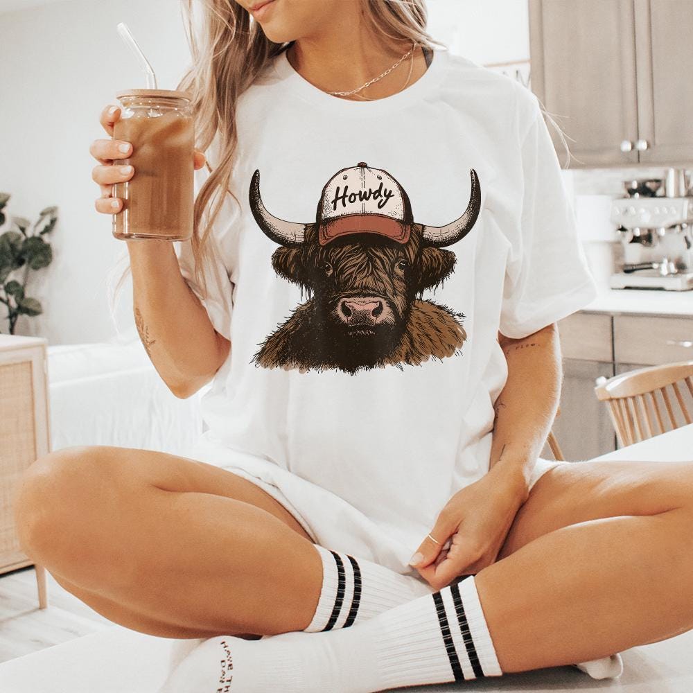 Howdy Western PNG, Highland Cow Design - 300 DPI Design for T-Shirt